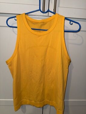 Lululemon Swiftly Tech Racerback Tank Sz 6 Yellow Stripe Hip Length 💛